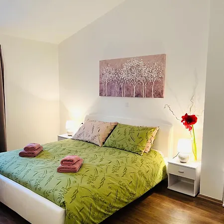 Funcic 1 App Pensionat Pula